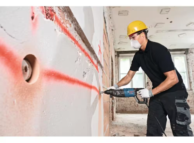 Bosch 8.5 Amp 1-1/8 in. SDS-Plus Variable Speed ​​Concrete Rotary Hammer with Carrying Case